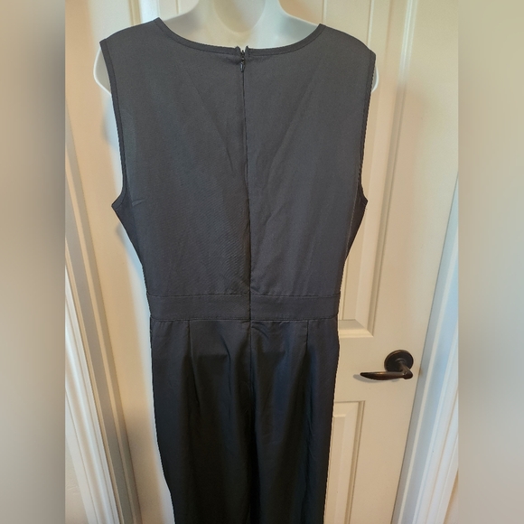 Gorman Black Vneck Faux Wrap Front Jumpsuit Size M | Like New - Picture 2 of 7